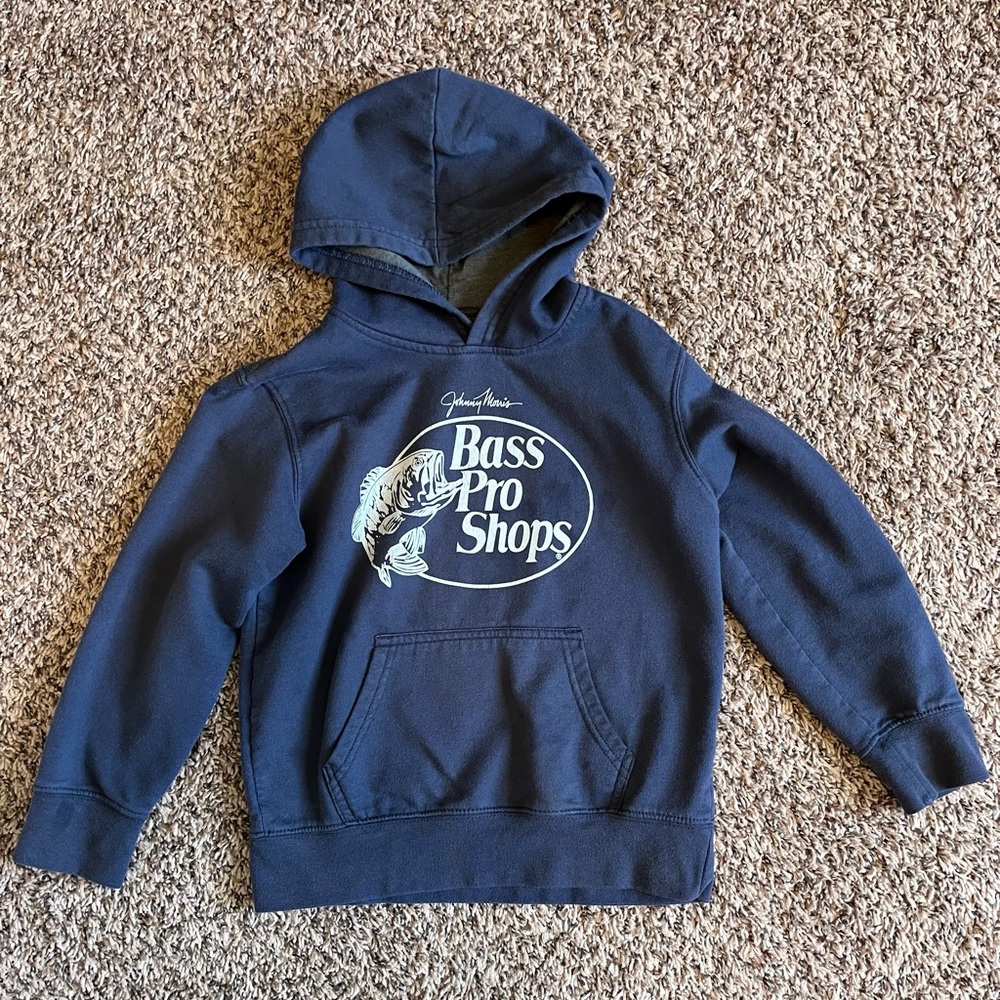 Boys bass pro shop hoodie